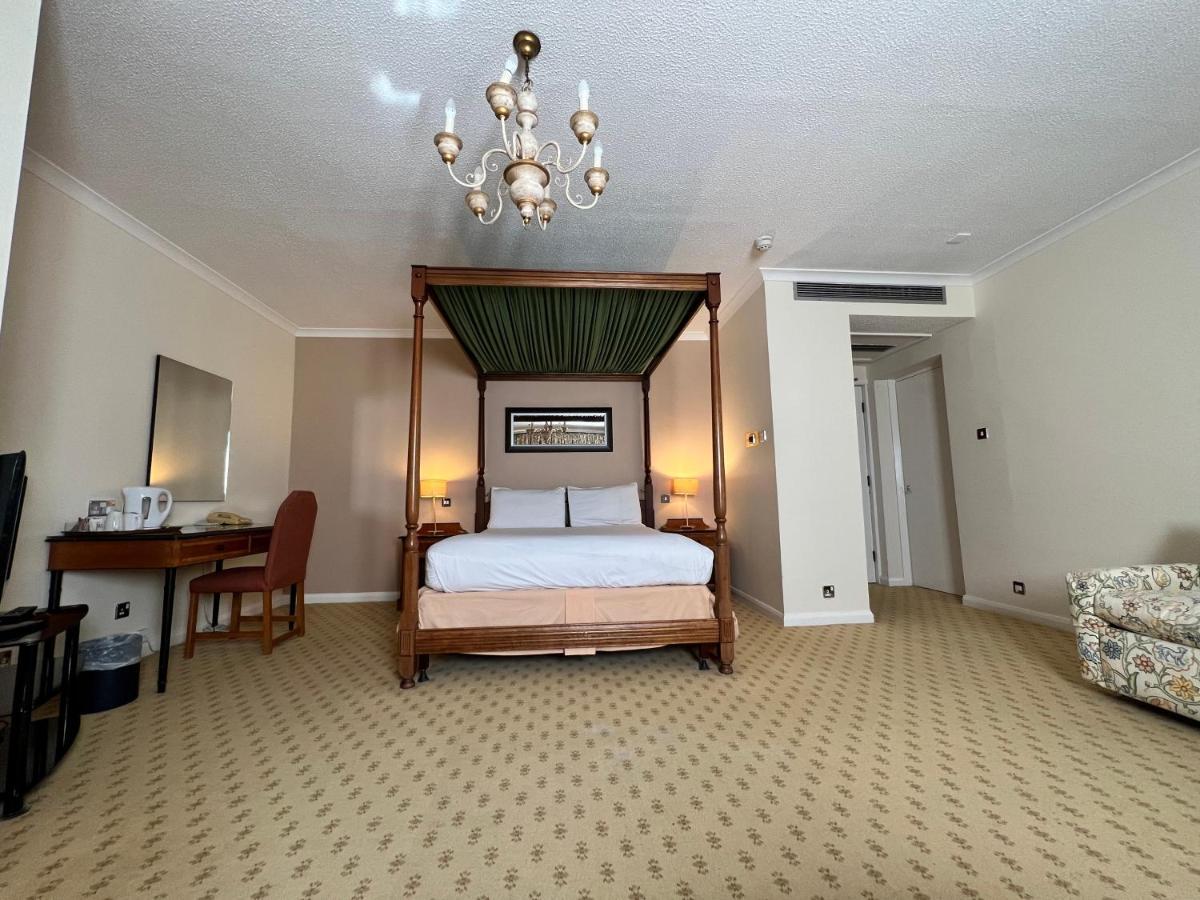Brook Mollington Banastre Hotel & Spa Chester Bagian luar foto